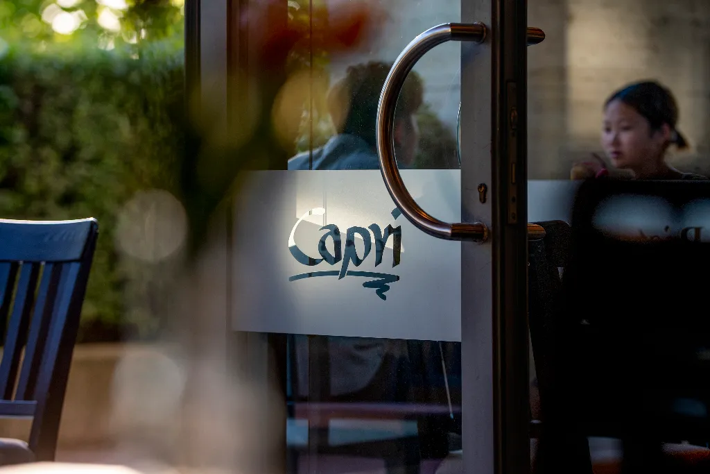 Capri Duna - Budapest, Lechner Ödön fasor 2. | Capri Pizzéria