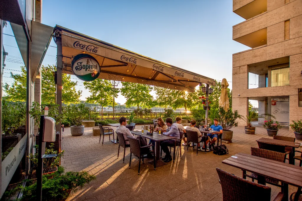 Capri Duna - Budapest, Lechner Ödön fasor 2. | Capri Pizzéria